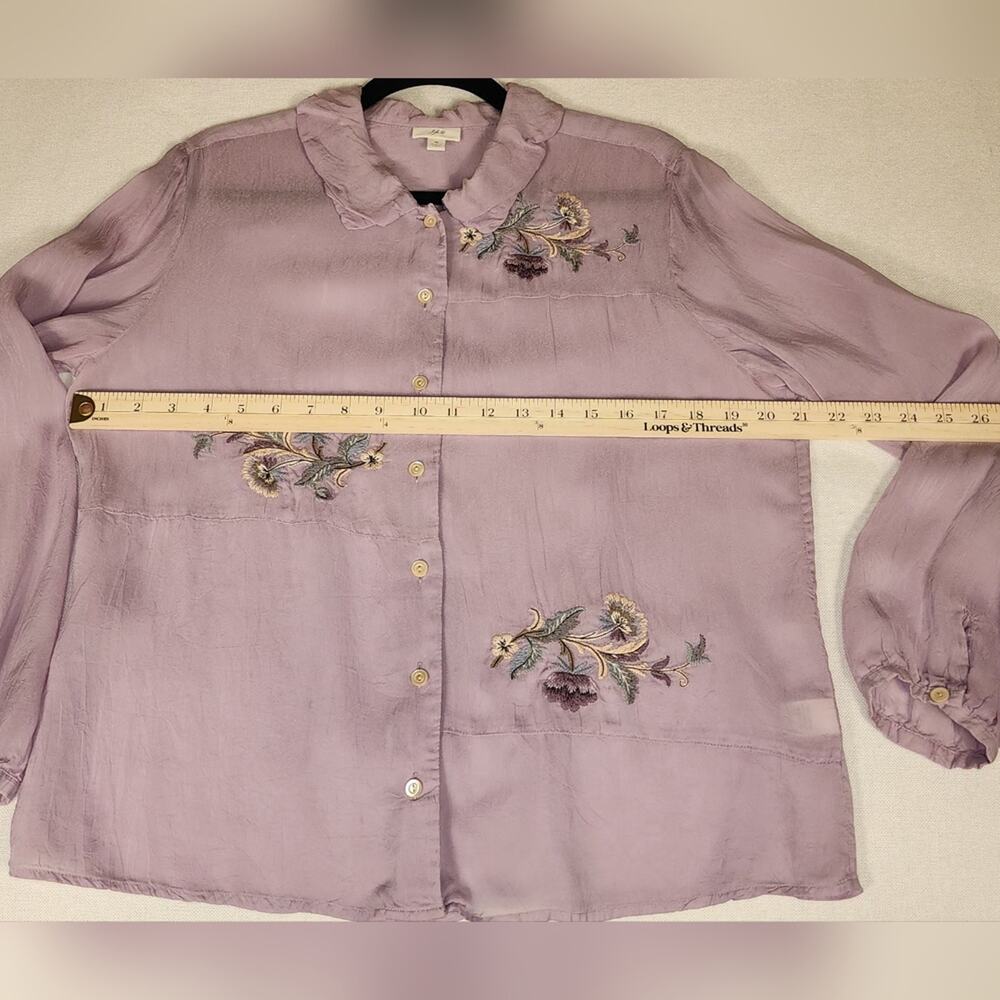 J. Jill Top Womens M Embroidered Long Sleeve Button Down light Purple fairycore - Picture 3 of 9